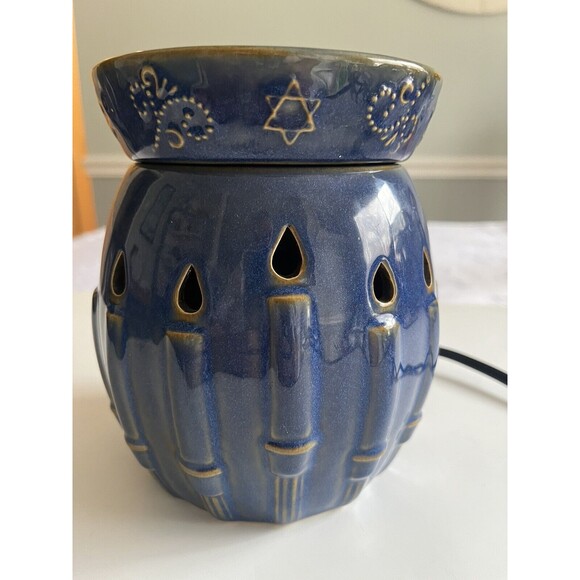 Scentsy Hanukkah Menorah Blue Ceramic Wax Warmer Full Size Retired Tested - Picture 10 of 15